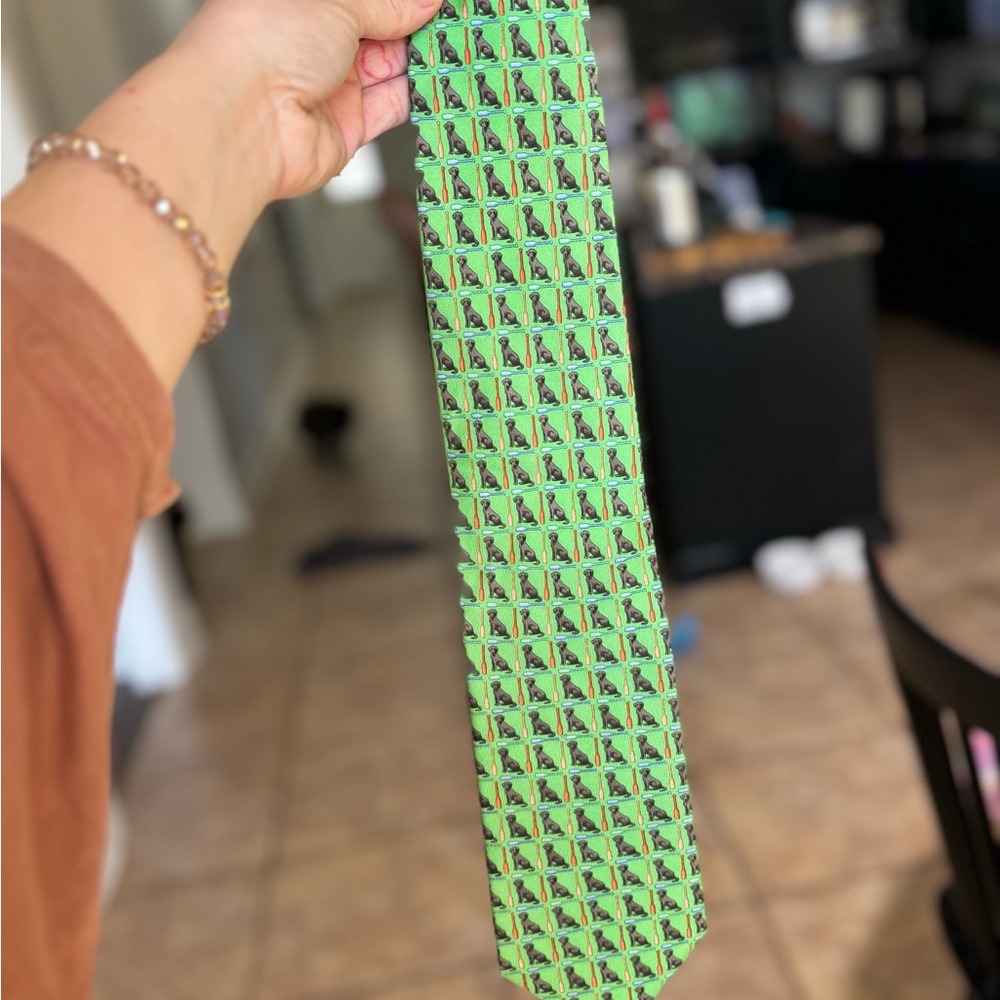 Vibrant dog Tie